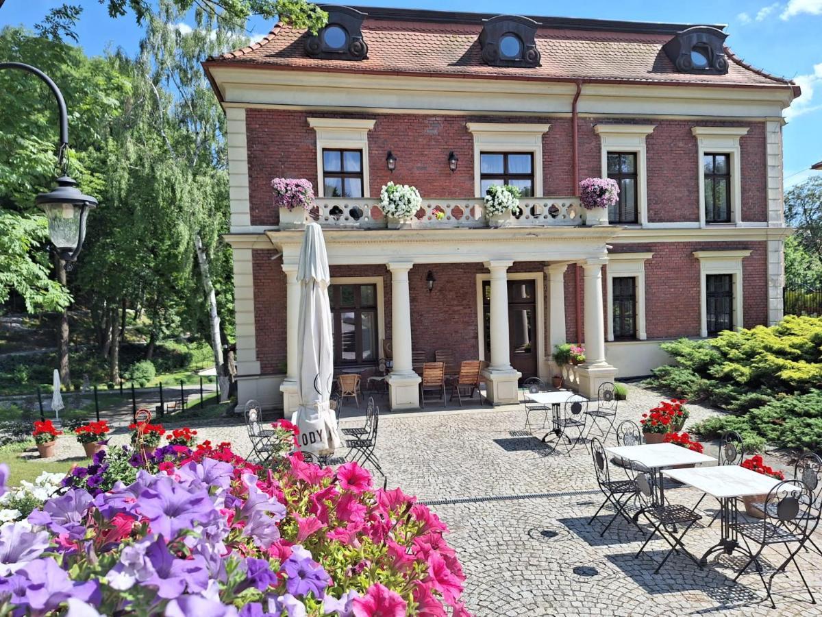 Hotel Charlotta Jedlina-Zdroj Exterior foto